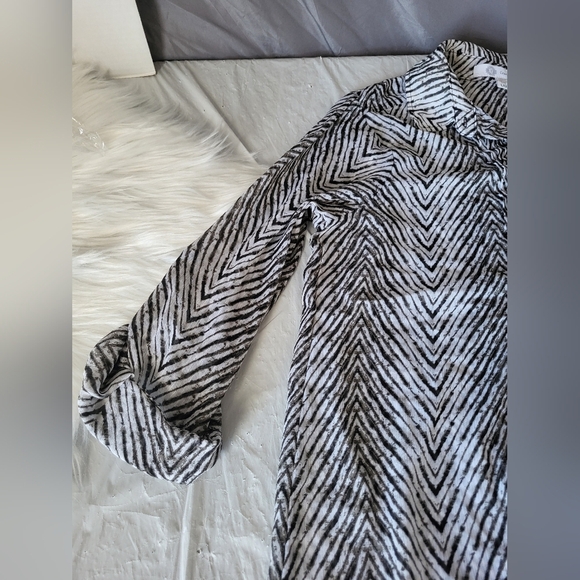 Christina Black and White Striped Button Down Blouse, Size Large - Picture 6 of 7